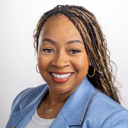 Pamela Gibbs-Smith headshot
